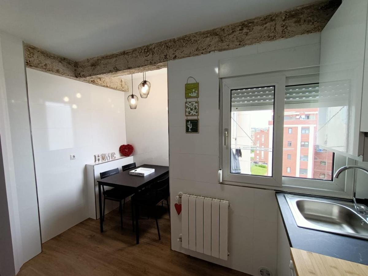 Apartamento Caruso ซานตานเดร์ ภายนอก รูปภาพ